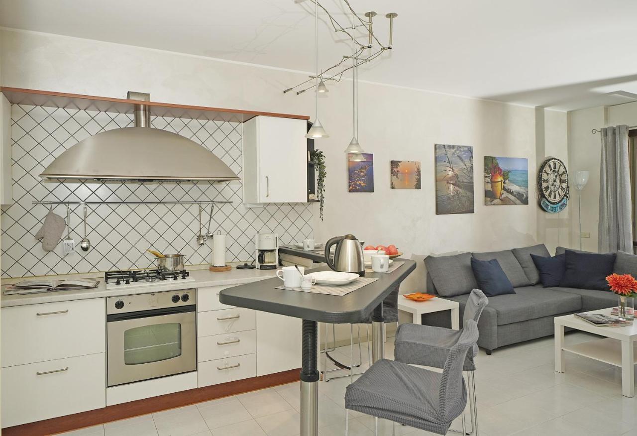 Casa Rudi Apartment Sirmione Bagian luar foto