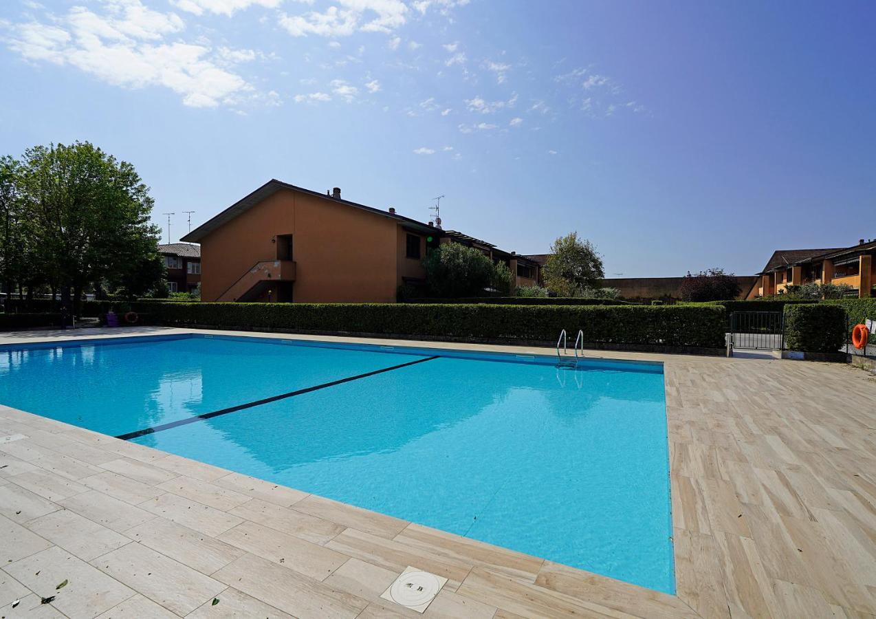 Casa Rudi Apartment Sirmione Bagian luar foto